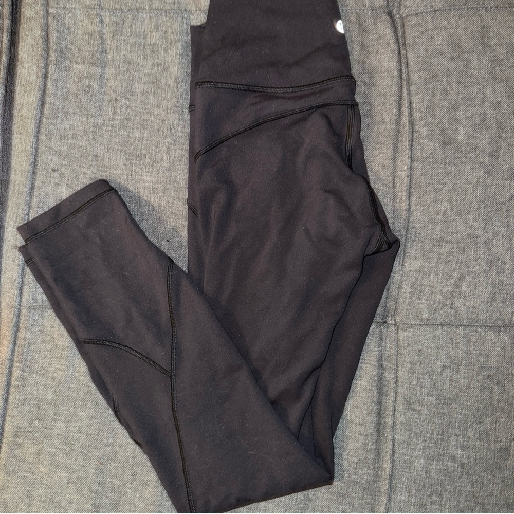 Lululemon Black In Movement Size 4